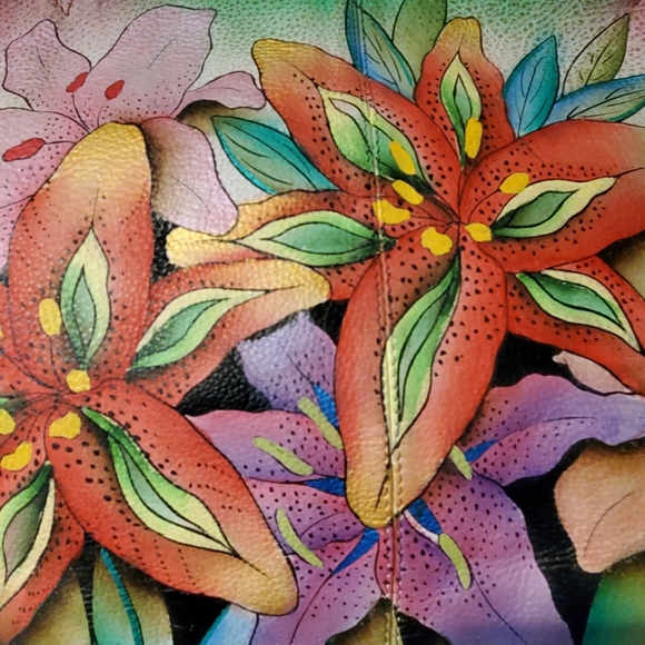 Anuschka Leather Shoulder Bag - Picture 4 of 13